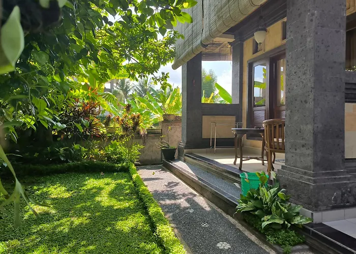 Three Dewi's 2* Ubud